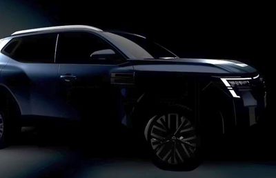 Japonezii au lansat azi noua mașină „copiată după Dacia”: „E doar o versiune rebranduită”