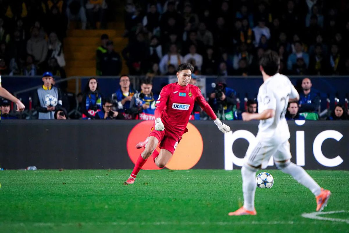 La 18 ani a jucat în Liga Campionilor contra lui Real Madrid, dar alt detaliu i-a uimit pe fani: „E mama sau sora ta?”