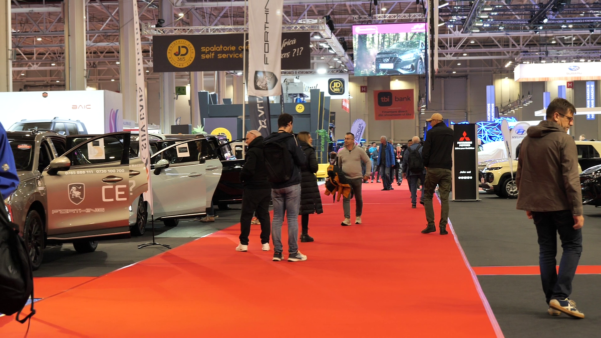 Miza pe mașini electrice » BYD și alți giganți auto își prezintă modelele cu care vor să cucerească piața la Salonul Auto de la București