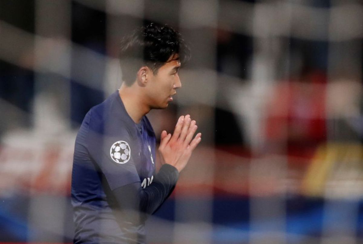 STEAUA ROȘIE - TOTTENHAM 0-4 // FOTO+VIDEO Gestul care a emoționat lumea fotbalului » Son și-a lipit mâinile, ca într-o rugăciune: „Acest gol e pentru tine, André!”