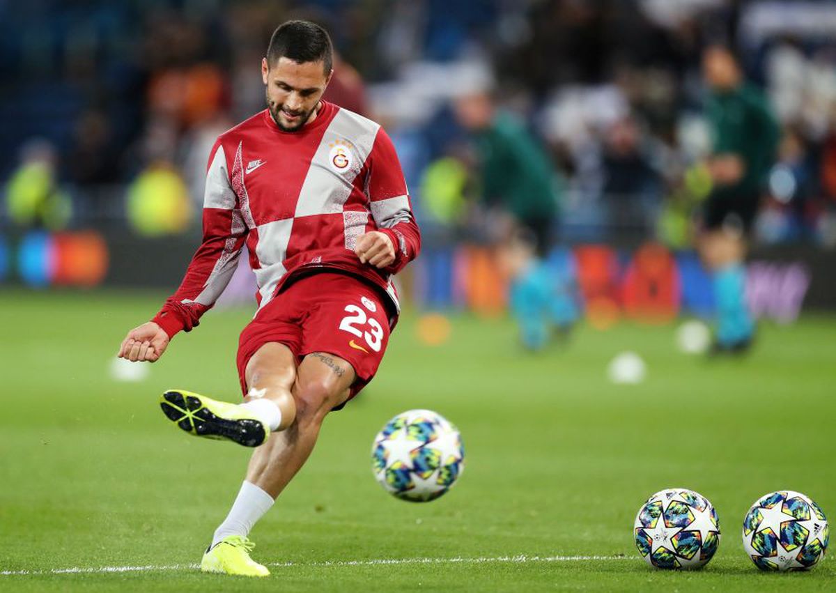 REAL MADRID - GALATASARAY 6-0 // Florin Andone, scos la pauză, a luat linie: „Scoateţi-vă tricourile, jucaţi dezbrăcaţi”!!