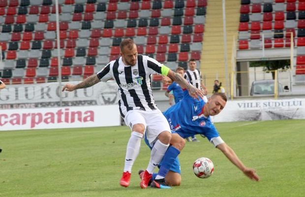 ASTRA // EXCLUSIV Angajații la mila jucătorilor » Situație frapantă în Liga 1: nu și-au mai primit salariile de jumătate de an