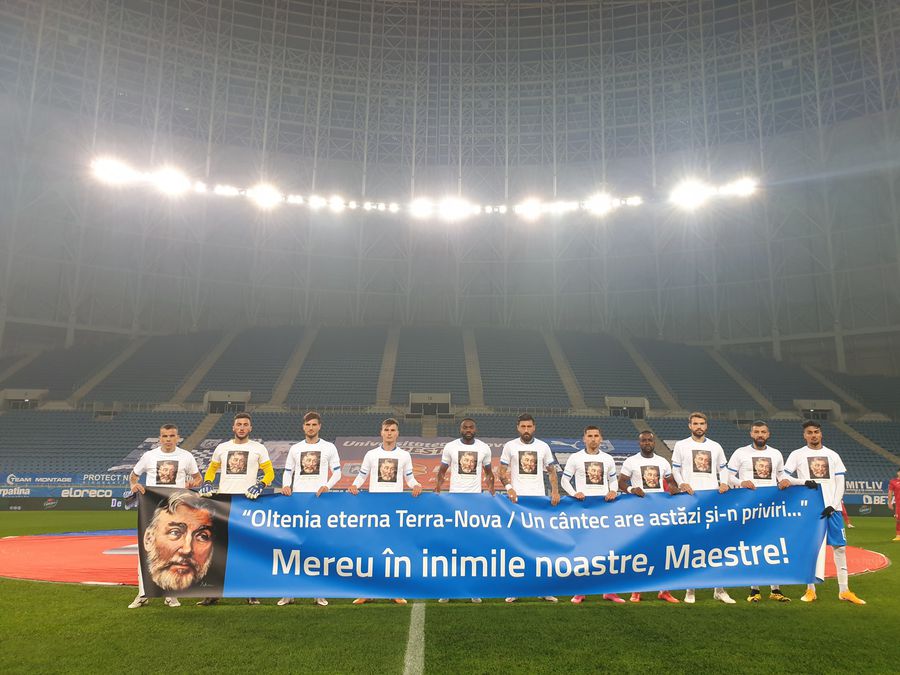 FOTO Cu ce tricouri au intrat azi pe teren jucătorii lui FC U Craiova, la primul meci după ce Mititelu a ajuns după gratii