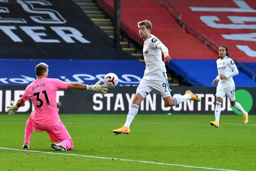 Golul anulat al lui Patrick Bamford în Crystal Palace - Leeds // foto: Guliver/gettyimages
