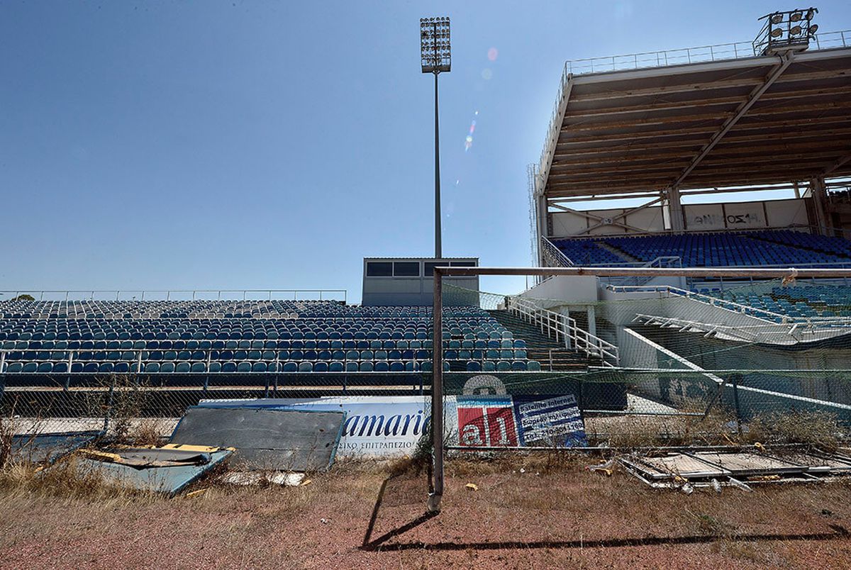 Stadioane și baze sportive din întreaga lume abandonate