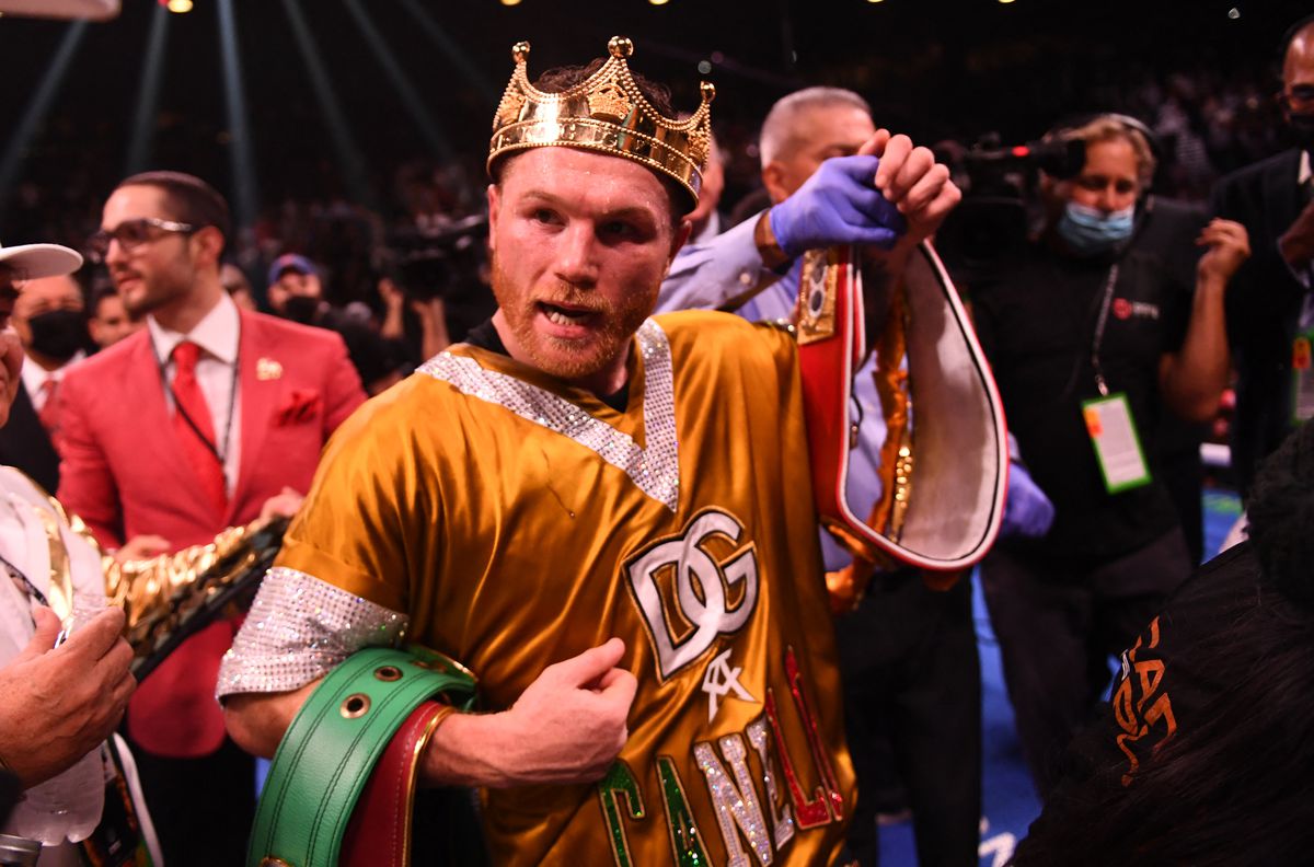 „Canelo” Alvarez a făcut istorie » E primul campion absolut la mijlocie după victoria prin KO contra lui Caleb Plant