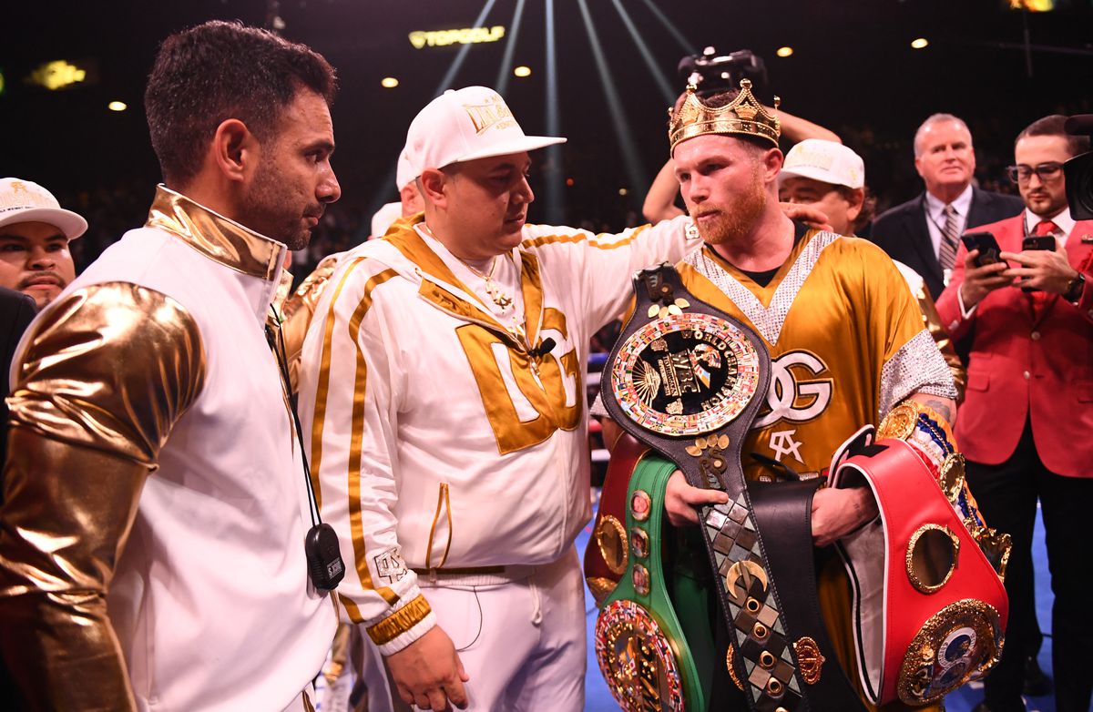 „Canelo” Alvarez a făcut istorie » E primul campion absolut la mijlocie după victoria prin KO contra lui Caleb Plant