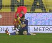 Constantin Budescu (32 de ani) a avut un clinci violent cu portarul Mihai Popa (21 de ani) în minutul 12 al meciului dintre FC Voluntari și FCSB.