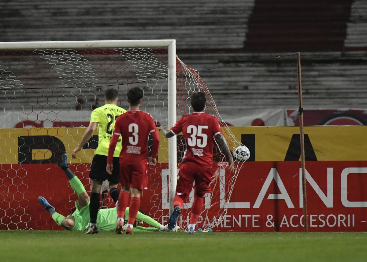 Mircea Rednic, enervat de un titular: „Dacă nu dă pase, nu mai joacă!” » Anunță noul transfer