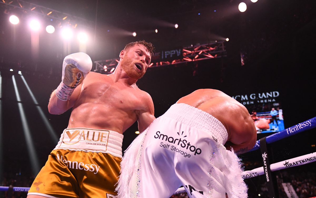 Canelo Alvarez - Caleb Plant