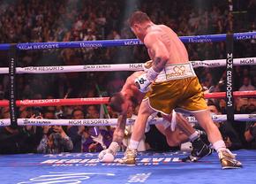 „Canelo” Alvarez a făcut istorie » E primul campion absolut la mijlocie după victoria prin KO contra lui Caleb Plant