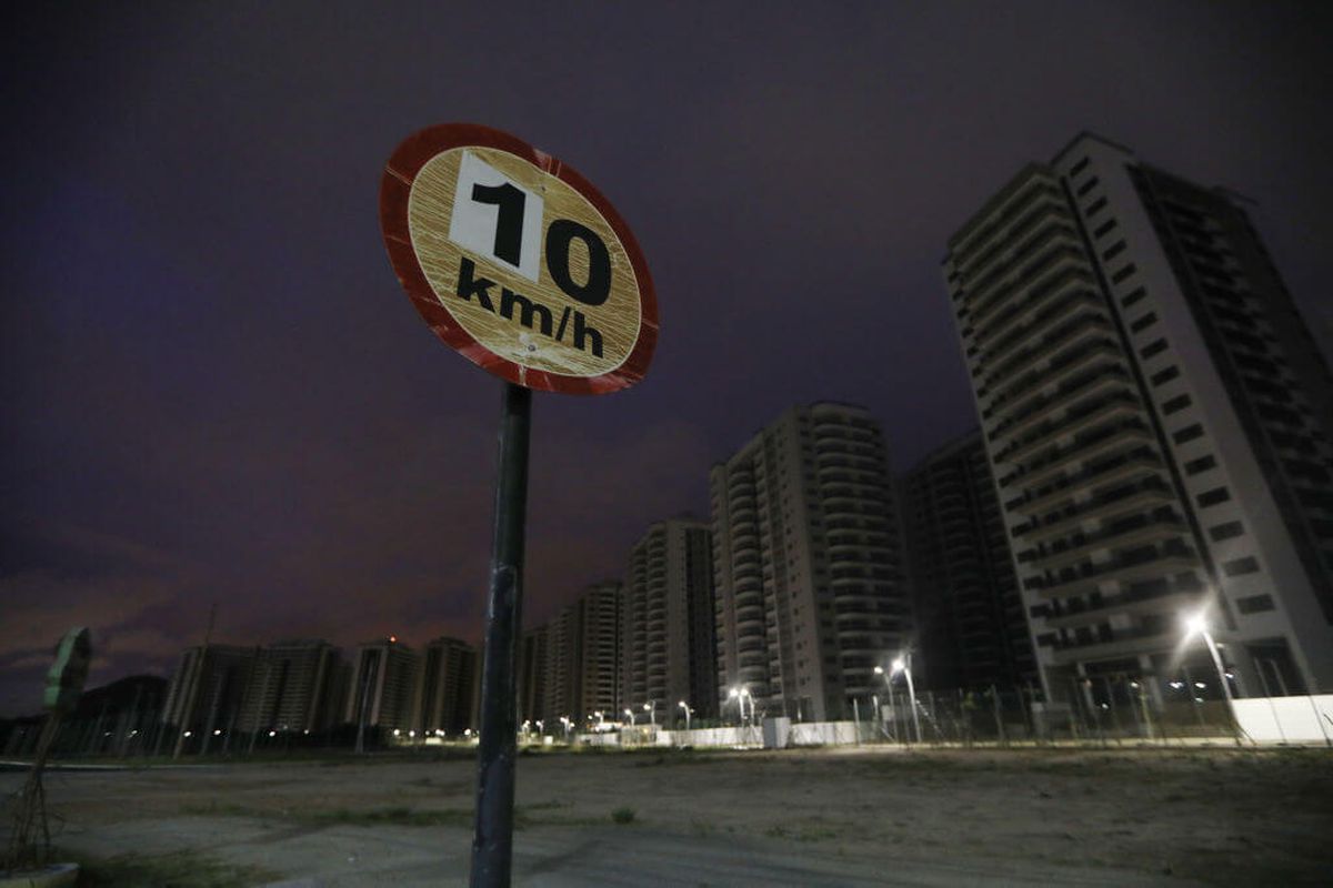 Stadioane și baze sportive din întreaga lume abandonate