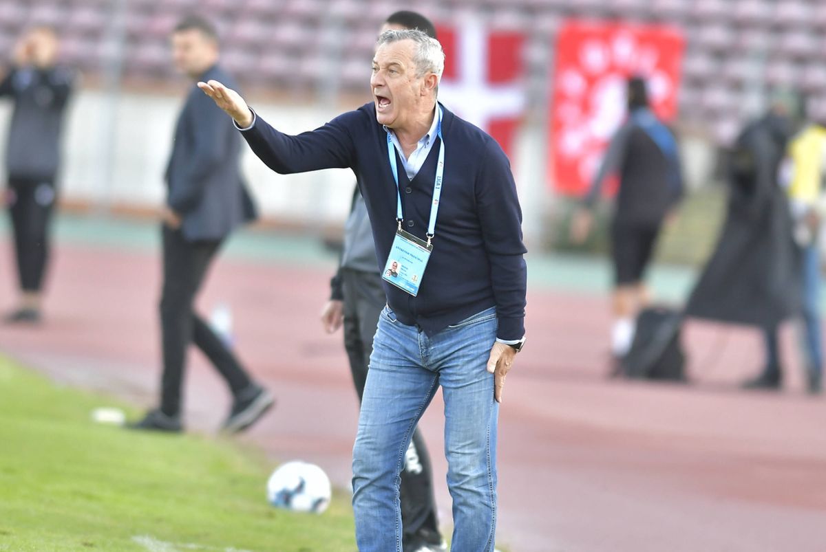 Mircea Rednic, enervat de un titular: „Dacă nu dă pase, nu mai joacă!” » Anunță noul transfer