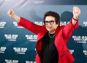Joacă tenis incredibil la aproape 80 de ani » Billie-Jean King a uimit pe toată lumea