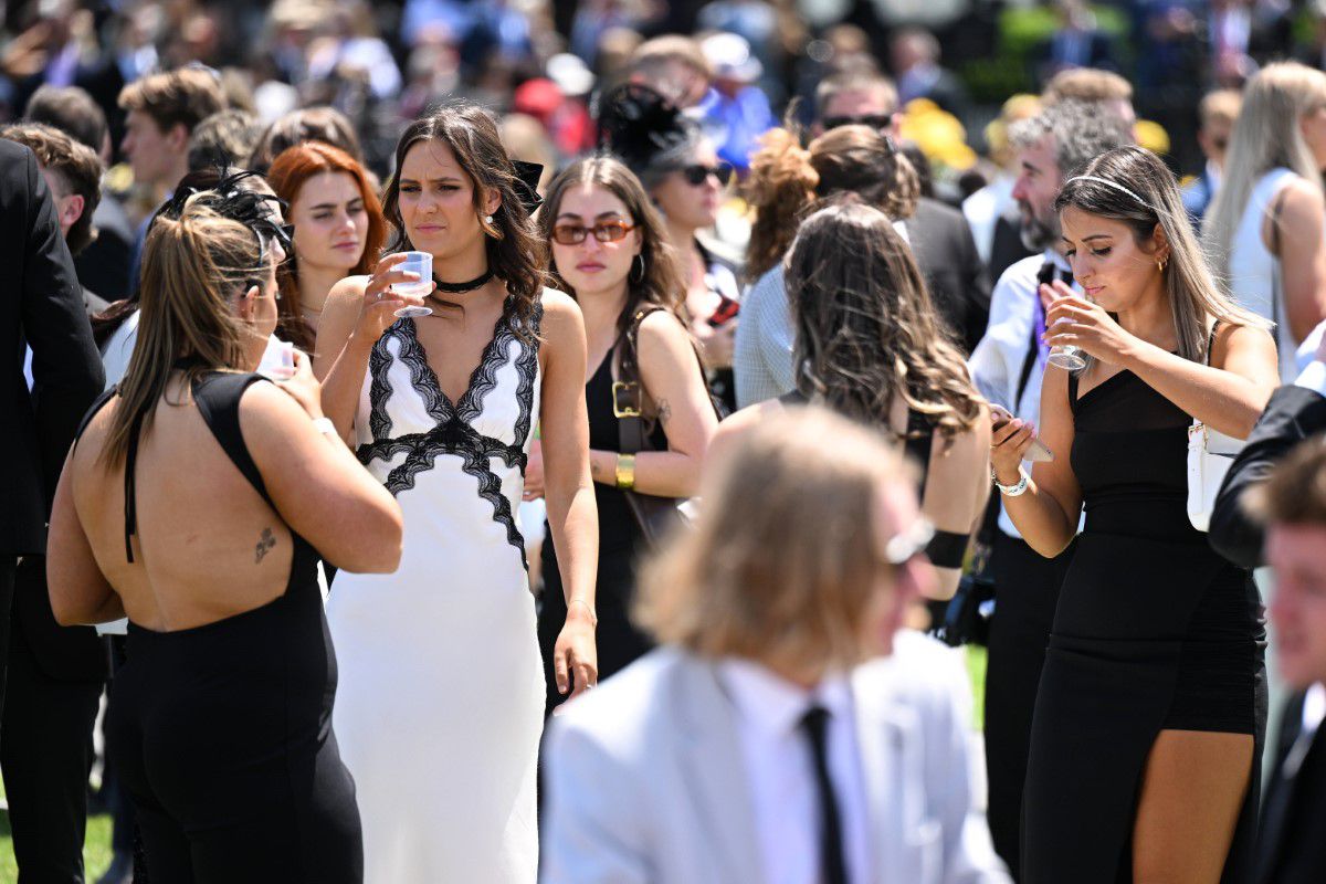 Imagini incredibile în Australia! Ce s-a întâmplat la Victoria Derby Day 2023