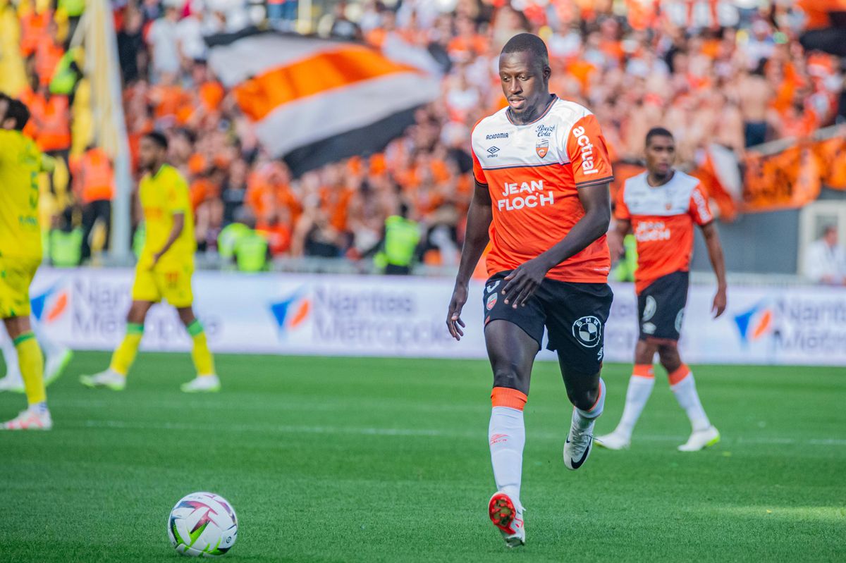 Dat afară de Manchester City, riscă să intre în faliment » Și-a scos la vânzare conacul de 5 milioane, apoi a luat o măsură radicală