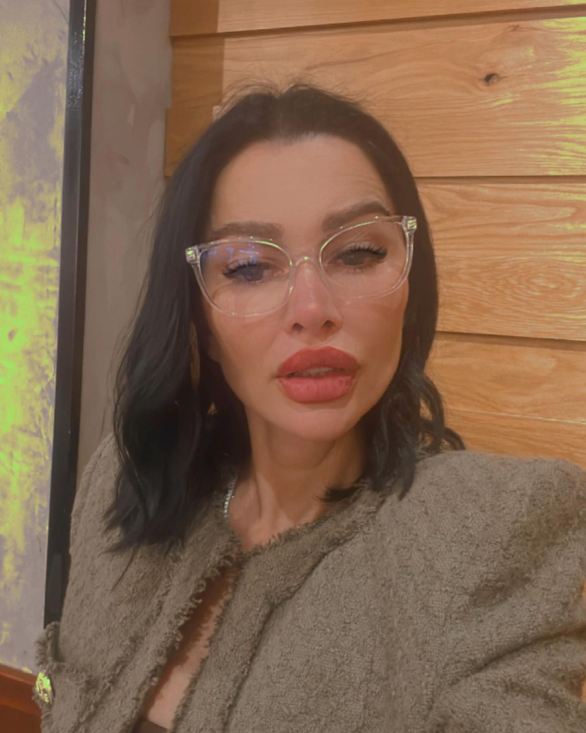 Imaginile pe care fosta soție a lui Ilie Năstase le-ar vrea șterse de pe Internet » Brigitte a pozat în Playboy imediat după ce a ieșit din închisoare