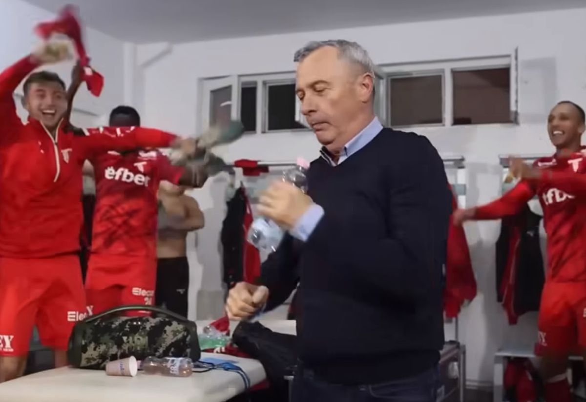 Cum a comentat fostul idol din „Ștefan cel Mare” imaginile cu Rednic dansând de bucurie că a bătut-o pe Dinamo