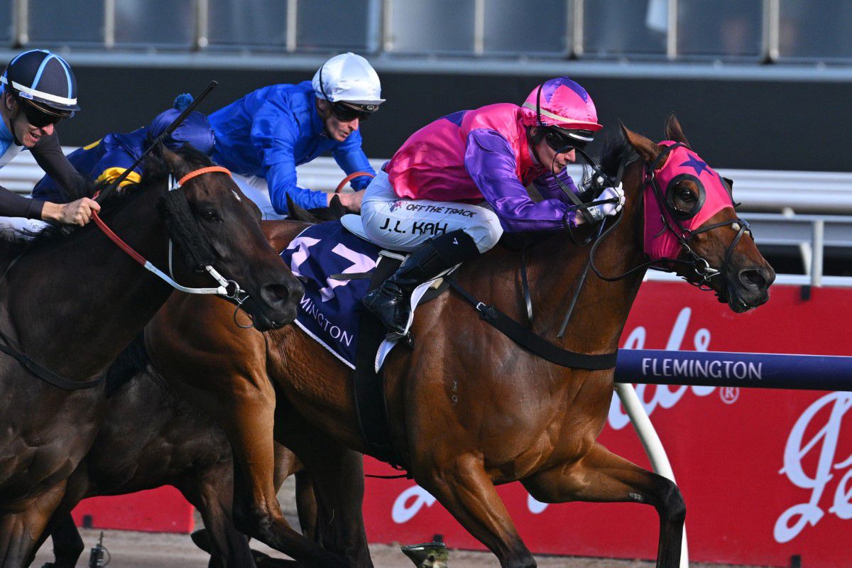 Imagini incredibile în Australia! Ce s-a întâmplat la Victoria Derby Day 2023