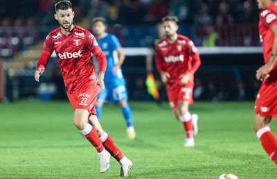 UTA se mută din nou, după numai 3 meciuri la Oradea: „Am făcut cererea”