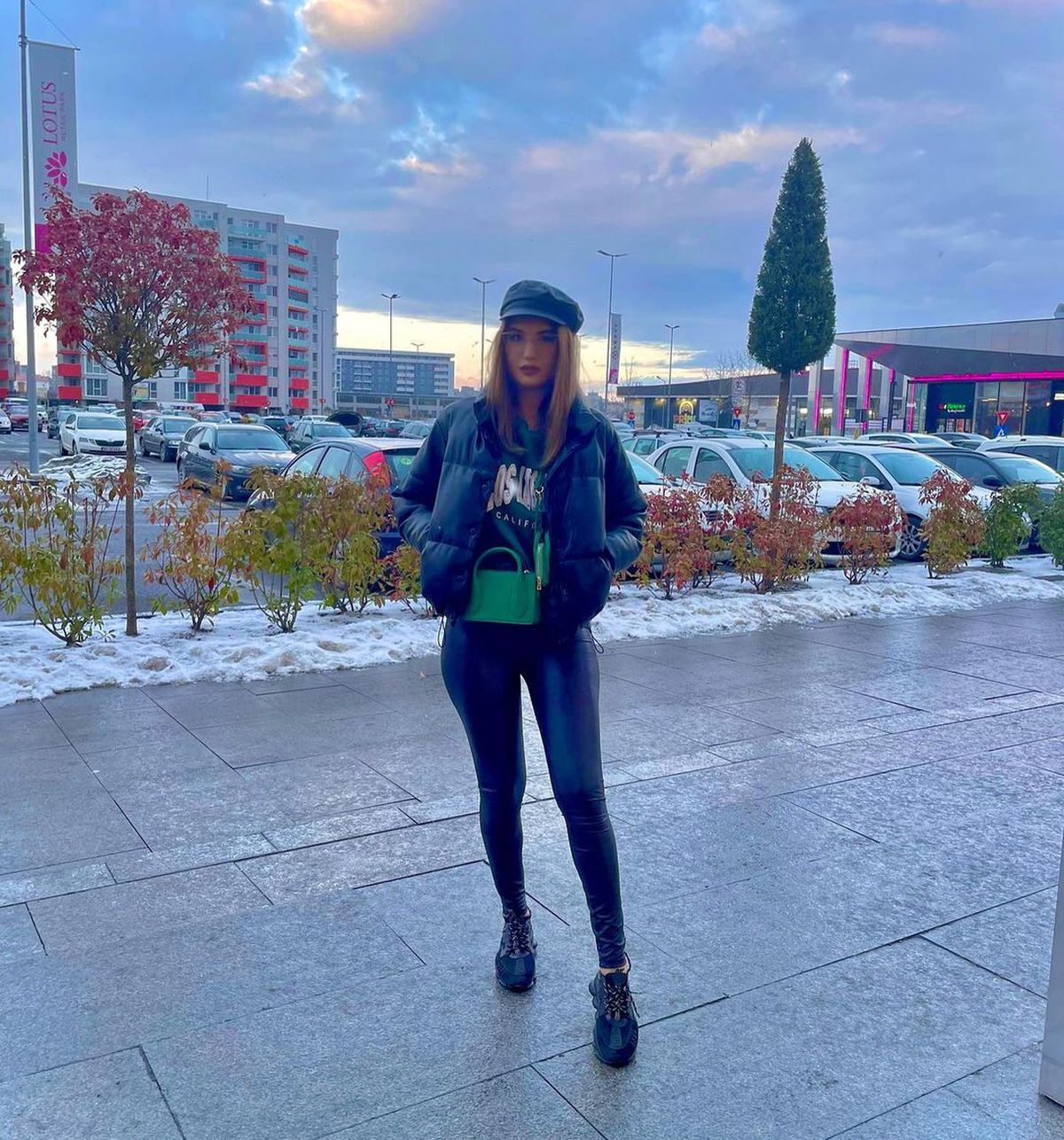 A cerut-o cum s-a întors acasă! Imagini emoționante cu iubita campionului mondial la minifotbal