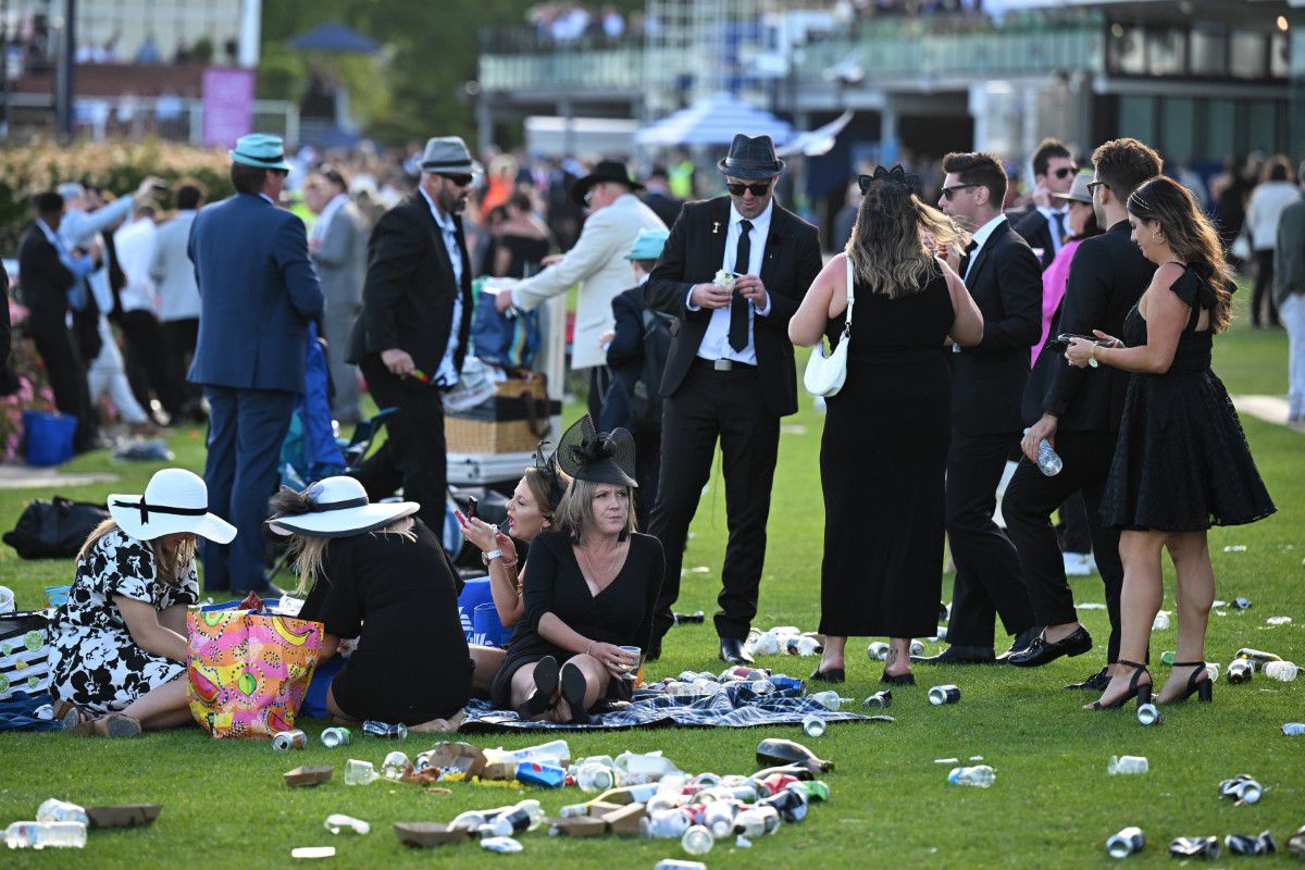 Imagini incredibile în Australia! Ce s-a întâmplat la Victoria Derby Day 2023