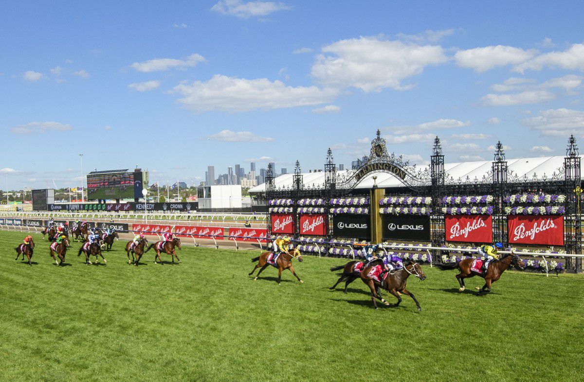 Imagini incredibile în Australia! Ce s-a întâmplat la Victoria Derby Day 2023