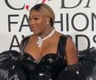 Pe urmele lui Beyonce și Rihanna » „Fashion icon” Serena Williams a atras toate privirile noaptea trecută la gala din New York, cu un decolteu generos