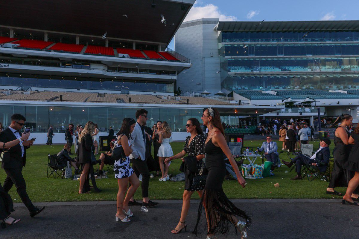 Imagini incredibile în Australia! Ce s-a întâmplat la Victoria Derby Day 2023