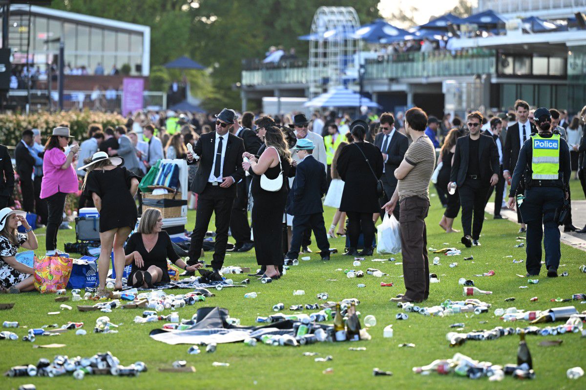 Imagini incredibile în Australia! Ce s-a întâmplat la Victoria Derby Day 2023