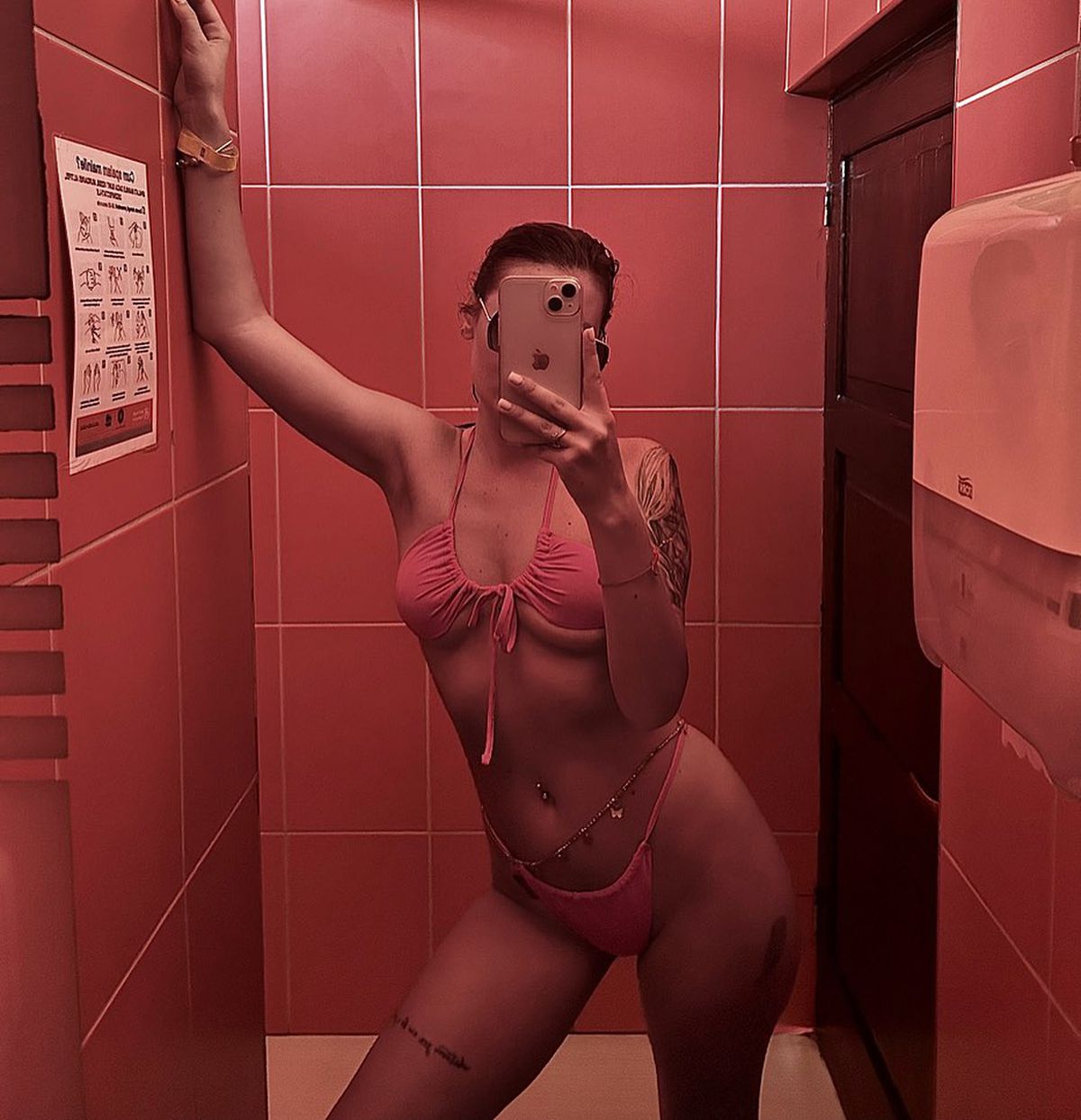 A cerut-o cum s-a întors acasă! Imagini emoționante cu iubita campionului mondial la minifotbal