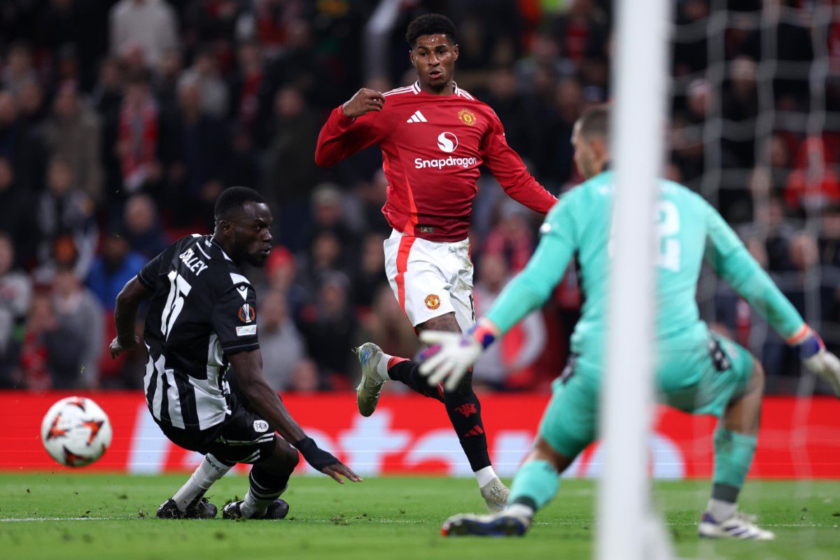 Manchester United - PAOK 2-0 » Alb-negrii lui Lucescu s-au prezentat onorabil, dar au plecat învinși de pe „Old Trafford”