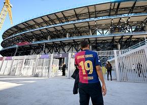 Barcelona a revenit pe Camp Nou după 894 de zile! 23.000 de fani la antrenament, imagini senzaționale