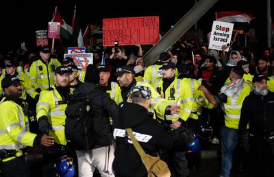 Incidente în stradă, la Birmingham! 11 arestați