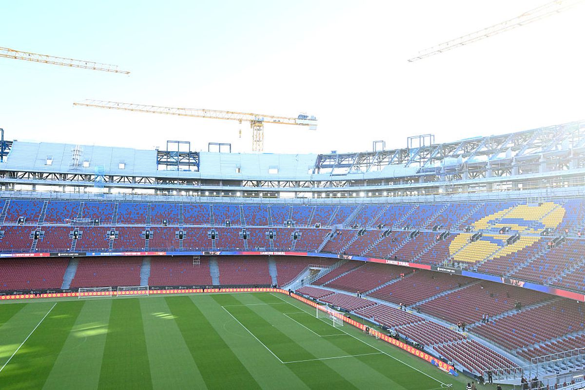 Barcelona a revenit pe Camp Nou după 894 de zile! 23.000 de fani la antrenament, imagini senzaționale