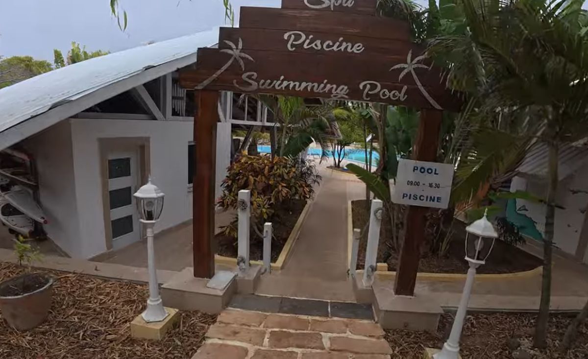 L-a găsit pe controversatul Radu Mazăre: lucra la construcția unui teren pentru un sport inedit! Imaginile postate de un celebru vlogger român