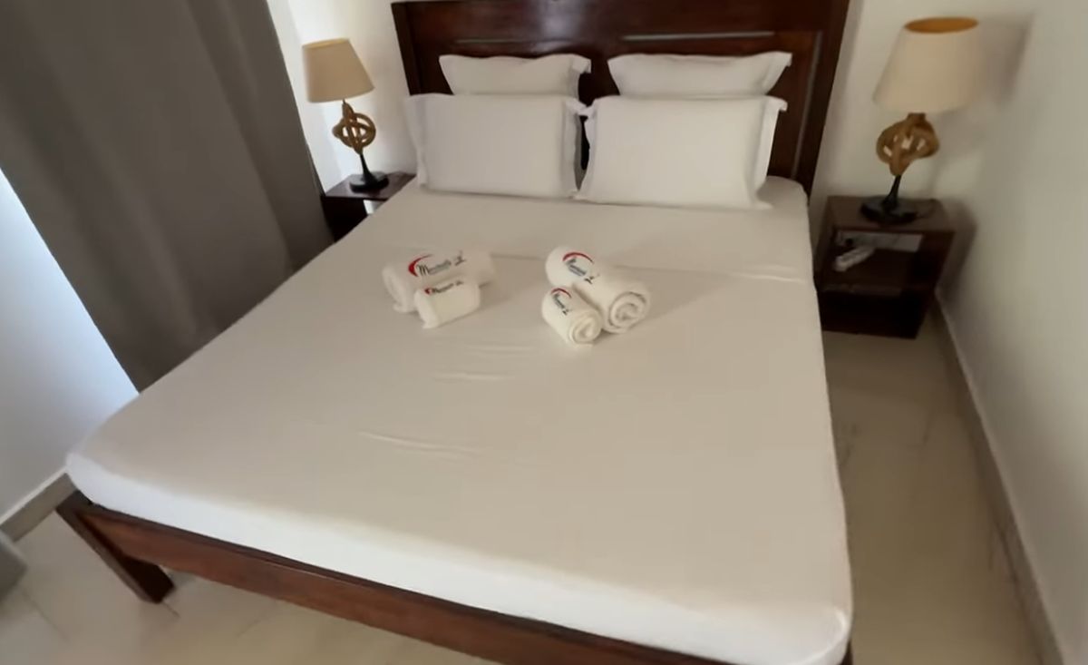 L-a găsit pe controversatul Radu Mazăre: lucra la construcția unui teren pentru un sport inedit! Imaginile postate de un celebru vlogger român