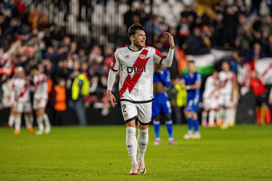 Scandal la Rayo, ședință în vestiar! Andrei Rațiu: „Face parte din fotbal”