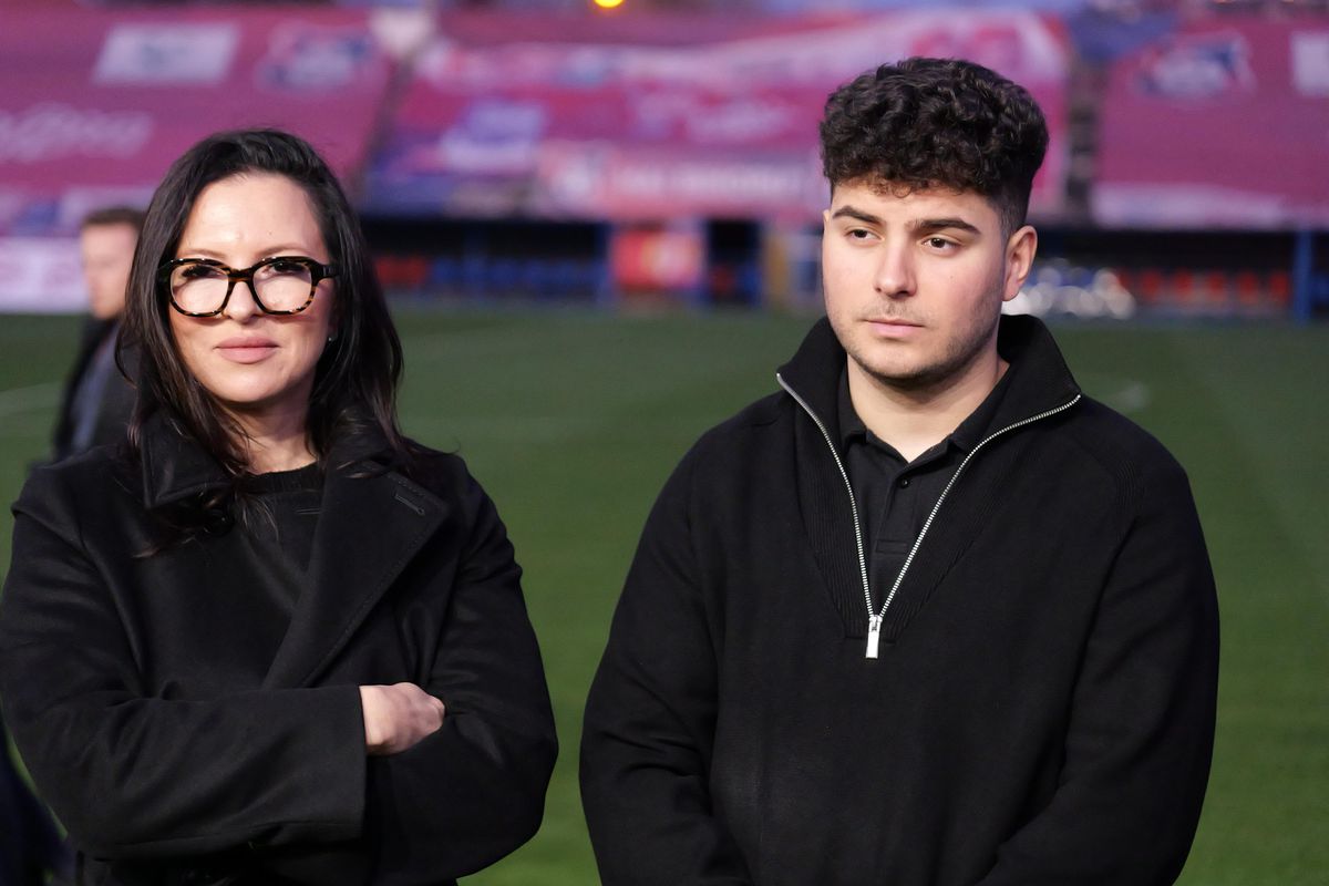 Sicriul lui Emeric Ienei, depus la stadionul din Oradea