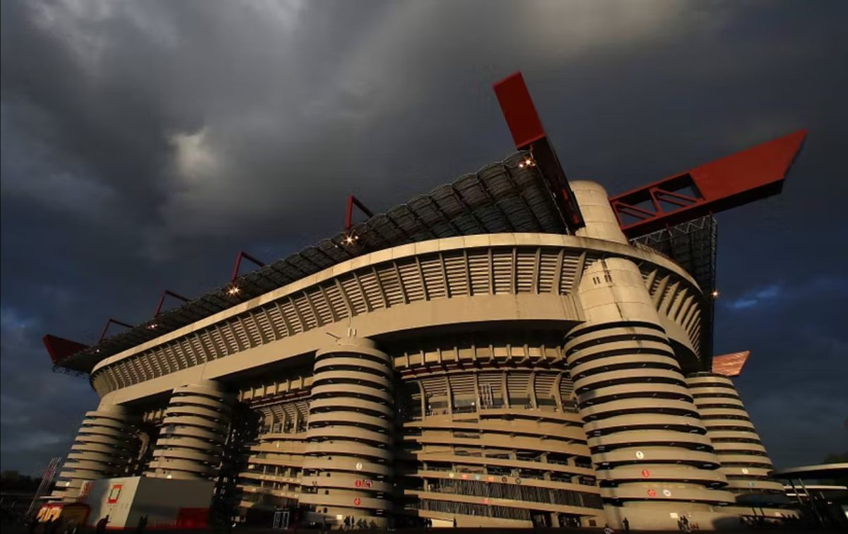 Imagini cu San Siro - Giuseppe Meazza, legendarul stadion care va fi înlocuit din 2031 de o arenă nouă cu 71.500 de locuri