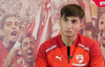 „Aș pune manele” » Dinamovistul Musi a răspuns la 10 întrebări-fulger: ce regulă din fotbal ar schimba