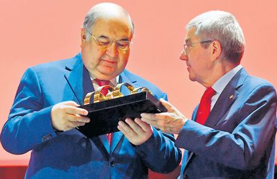 Un alt fel de a conduce » Alișer Usmanov, președintele Federației Internaționale de Scrimă, a donat 80 de milioane de dolari!