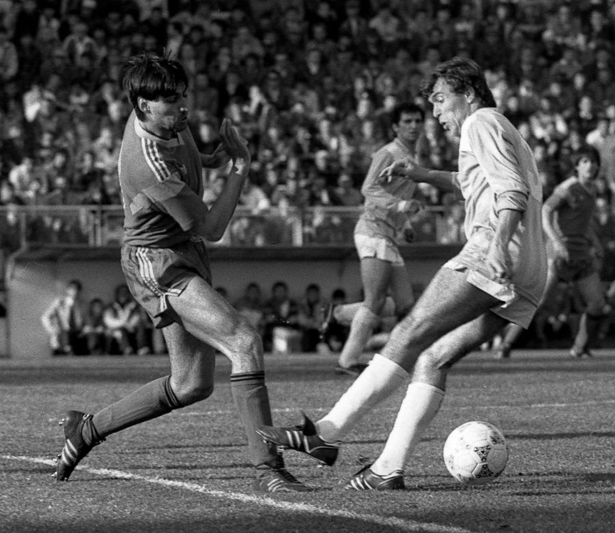 RETRO GSP. 32 de ani de când Victoria se califica în primăvara europeană. Ce prime gigantice au încasat elevii lui Halagian?