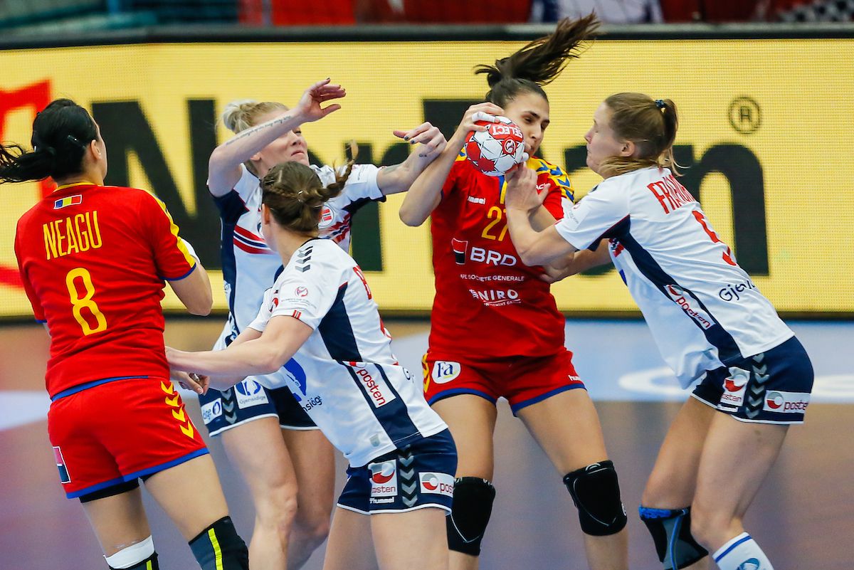 România - Norvegia, Campionatul European de handbal feminin. FOTO: kolektiffimages