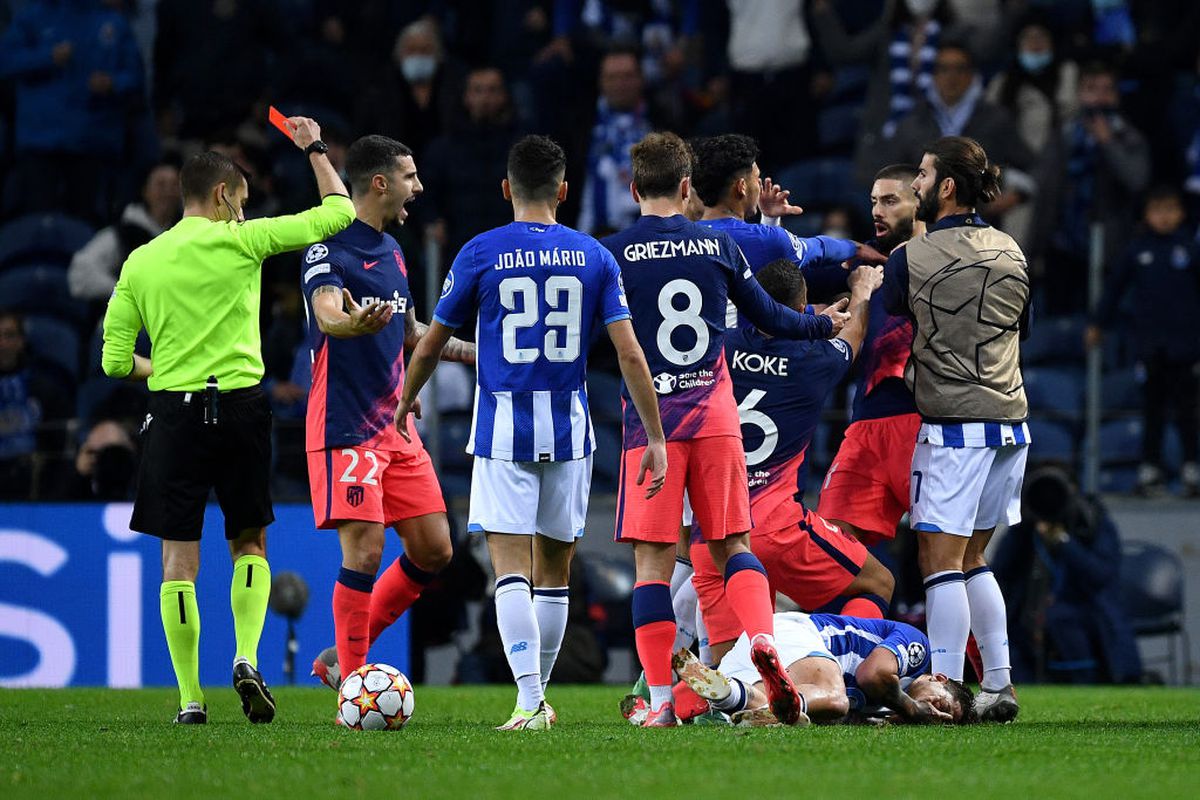 Încăierare generală în FC Porto - Atletico Madrid » De la ce a pornit și câte „roșii” au fost arătate