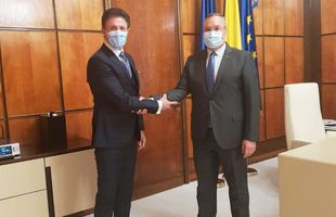 Gică Popescu a bătut palma cu premierul Nicolae Ciucă: „Vom realiza lucruri bune pentru sportul românesc”