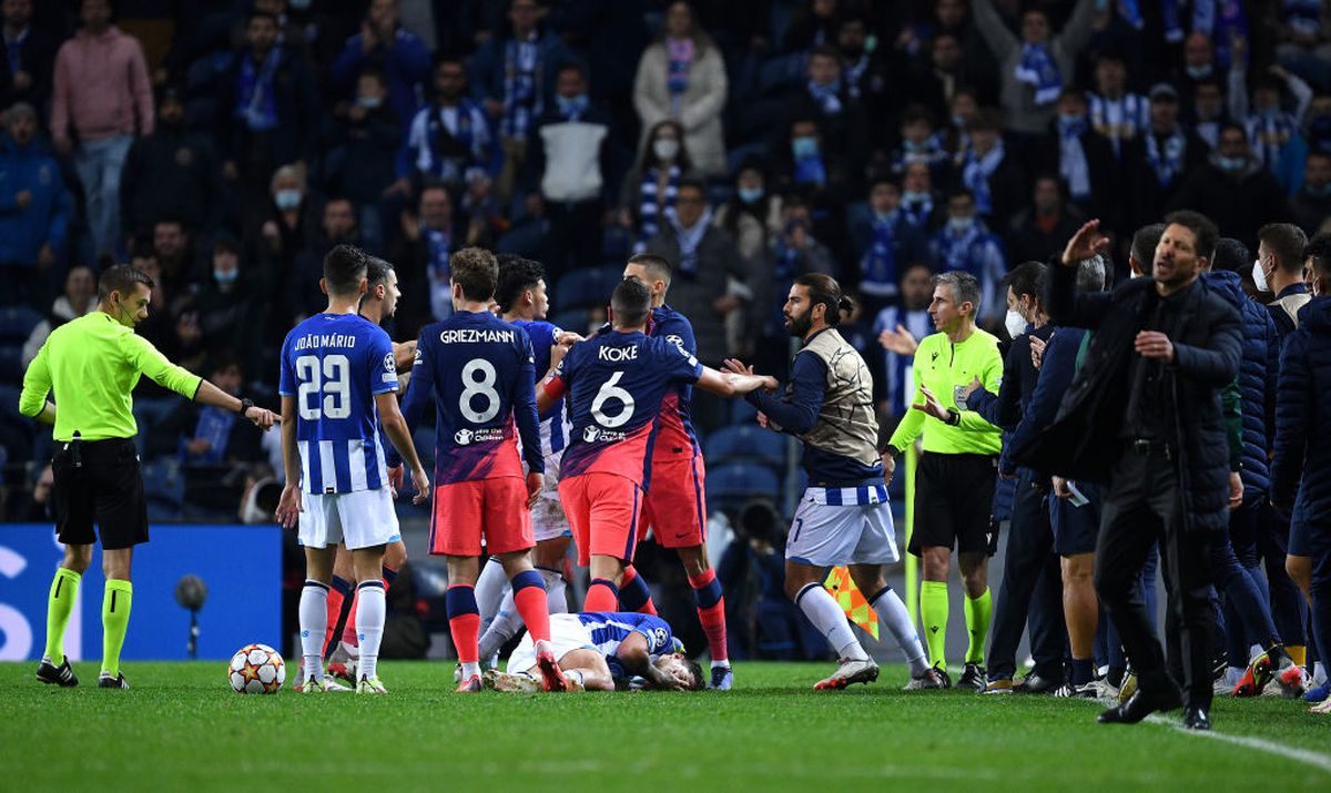 Încăierare generală în FC Porto - Atletico Madrid » De la ce a pornit și câte „roșii” au fost arătate