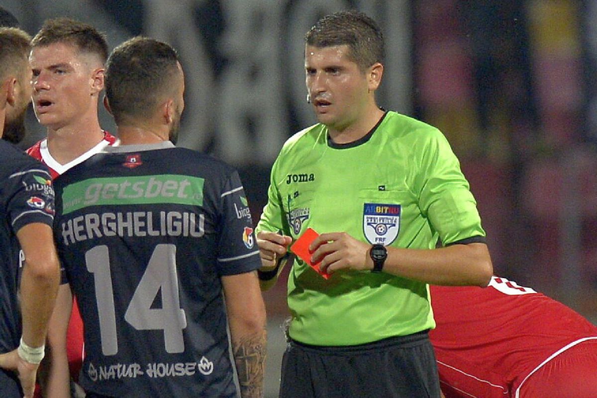 Un fost „fluieraș” le ia apărarea arbitrilor din Liga 1: „Vreau să vă spun un lucru, alta e problema cea mai mare”