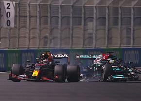 „Atunci ne-am ciocnit” » Hamilton și Verstappen, explicații pentru accidentul incredibil din Arabia Saudită