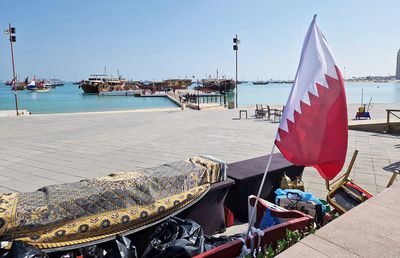 Antalya? Grecia? Nu, e Doha! Imagini din „satul-fantomă”, cu pescari inexistenți, prin care șeicii imită popularele destinații turistice